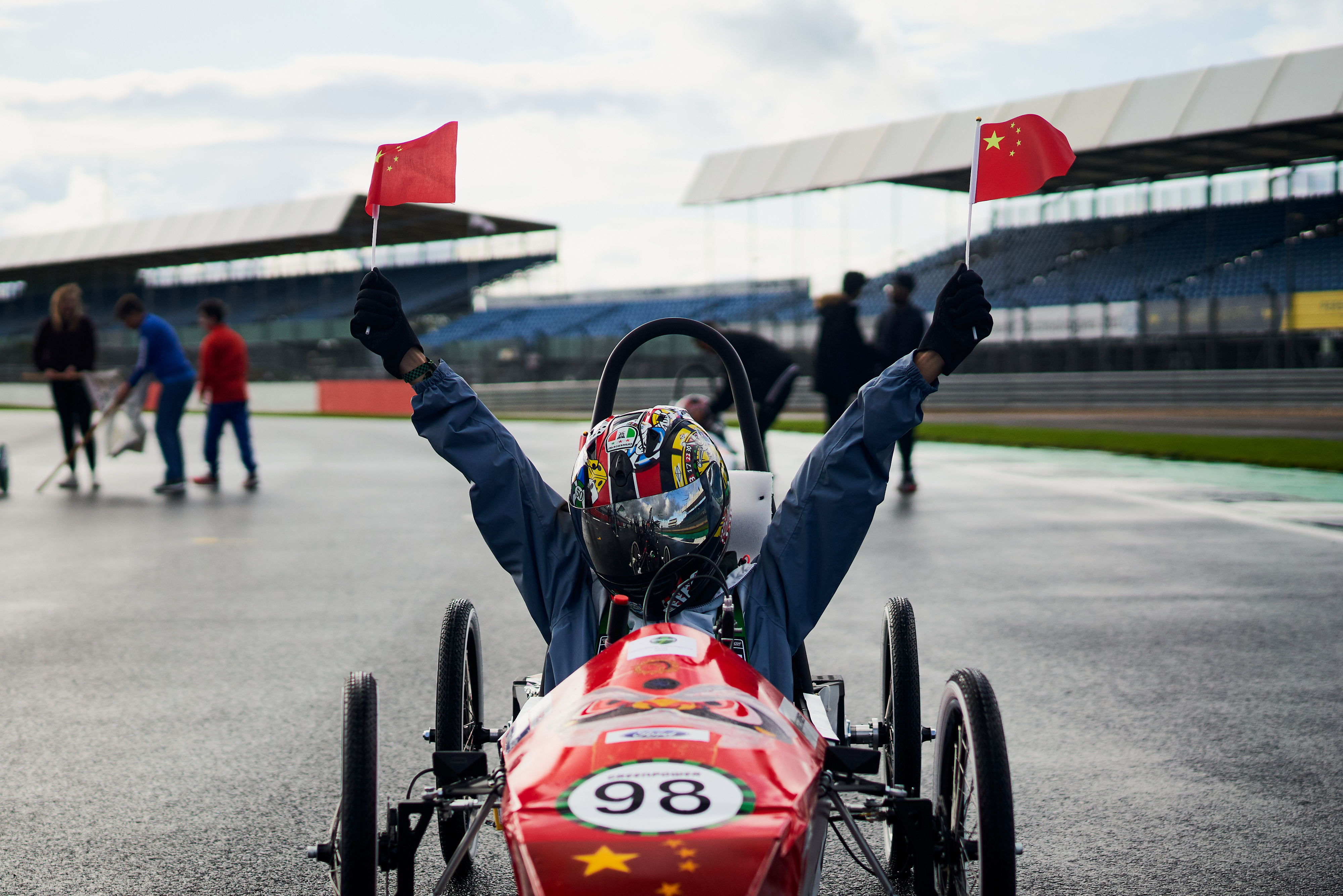 Spacesuit-Media-James-Lynch-Greenpower_Silverstone_Final-19-10-DSC08198.jpg